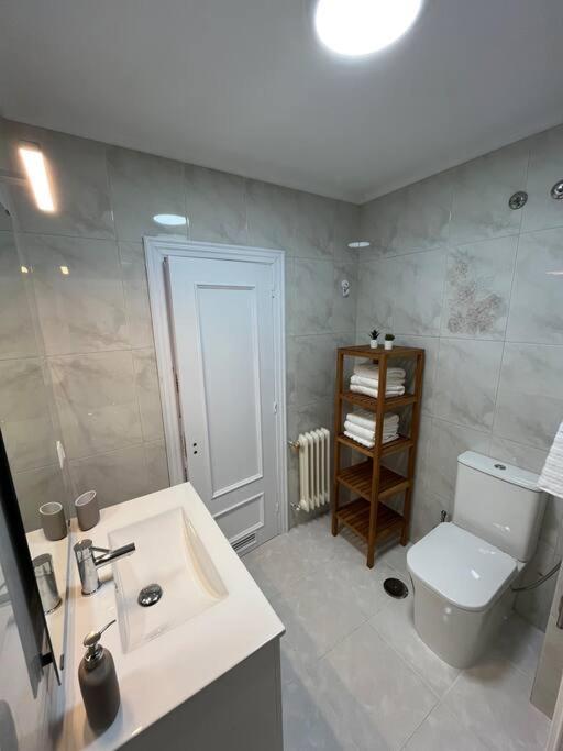 Apartamento El Fontan, Parking Gratuito Gijón Esterno foto
